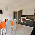 Casa Con Vista Mare E Monti