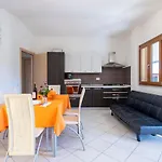 Apartamento Casa Con Vista Mare E Monti