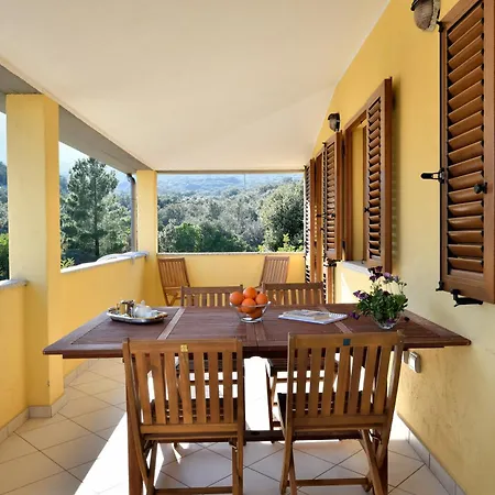 Casa Con Vista Mare E Monti